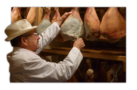 Discover the true taste of Ename Abbey Ham, the one true abbey ham from Saint Salvator's abbey in Ename.